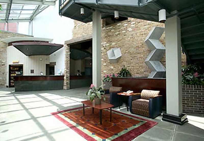 Hotel Courtyard By Marriott New Orleans Warehouse Arts District Intérieur photo