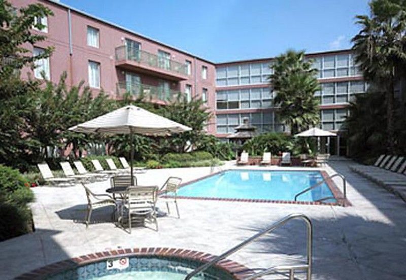 Hotel Courtyard By Marriott New Orleans Warehouse Arts District Extérieur photo
