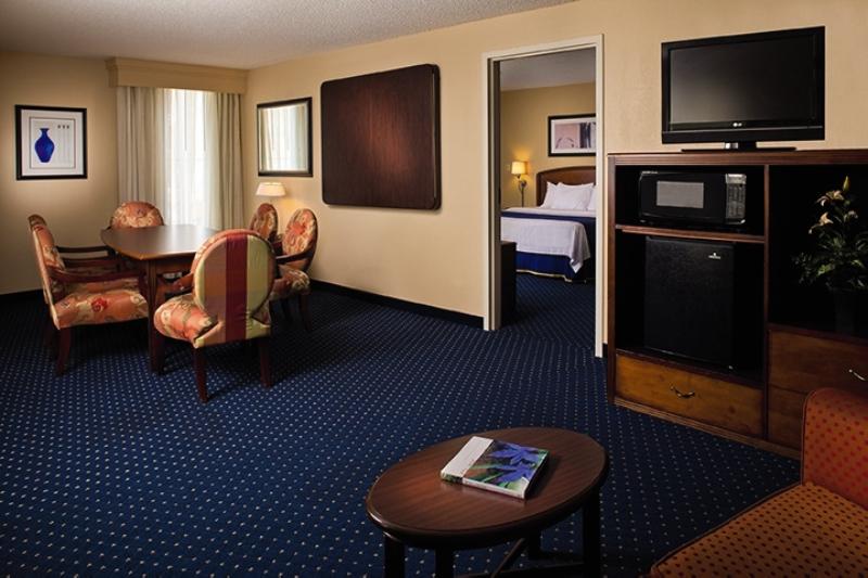 Hotel Courtyard By Marriott New Orleans Warehouse Arts District Extérieur photo