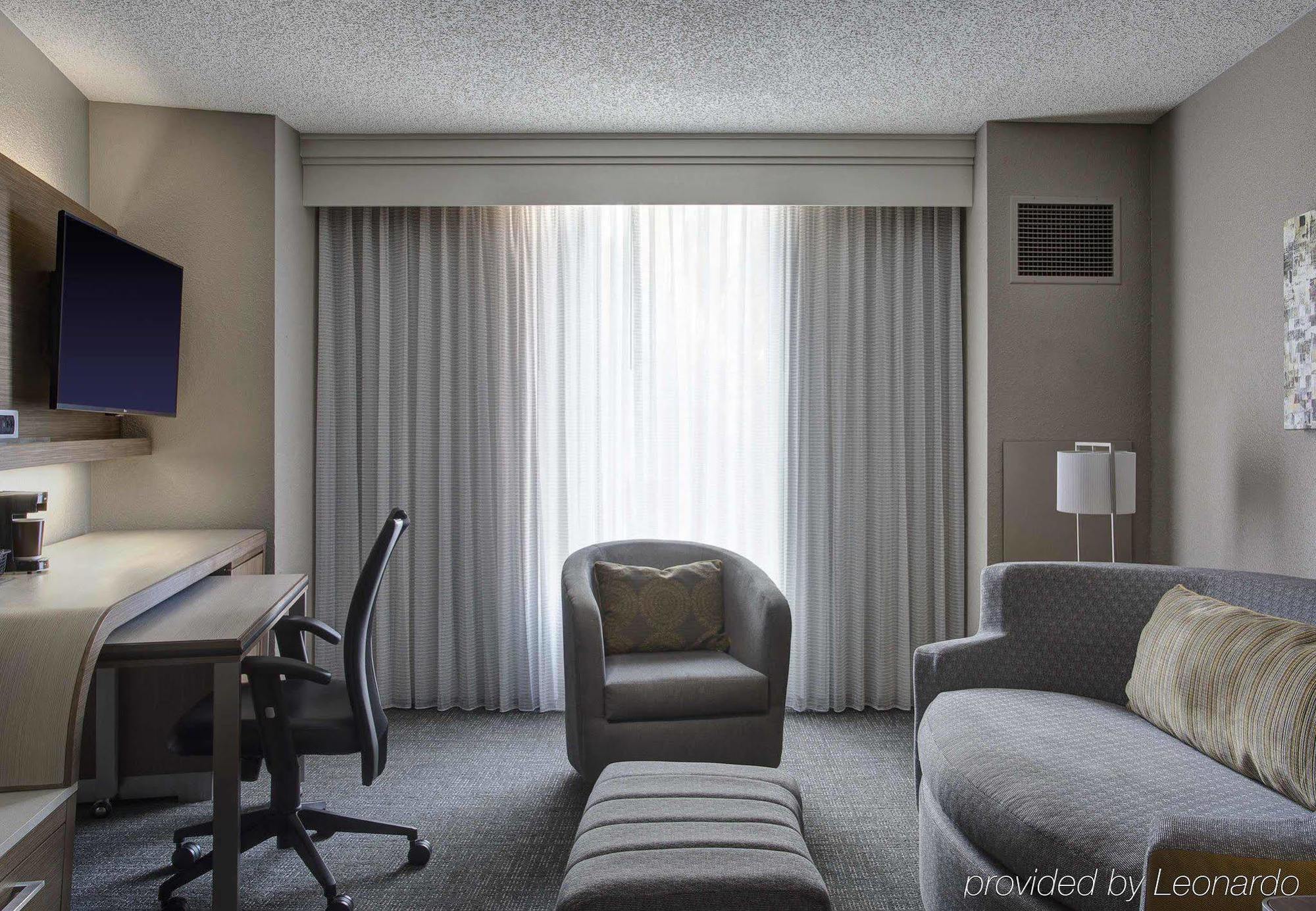 Hotel Courtyard By Marriott New Orleans Warehouse Arts District Extérieur photo
