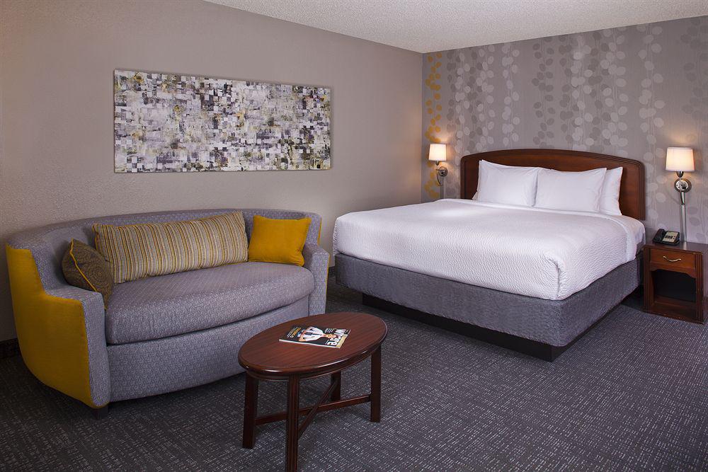 Hotel Courtyard By Marriott New Orleans Warehouse Arts District Extérieur photo